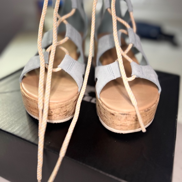 Sorel Cameron Lace-Up Suede Ghillie Gladiator Sandals - Picture 8 of 12